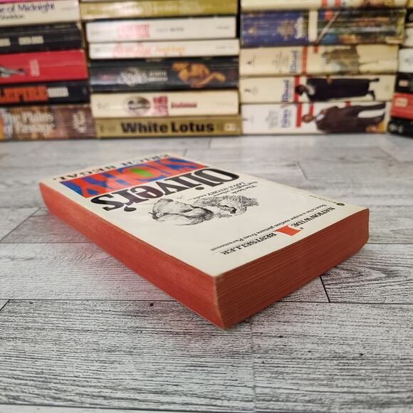 OLIVERS STORY Erich Segal 1978 Avon Paperback Second Printing - Picture 9 of 11